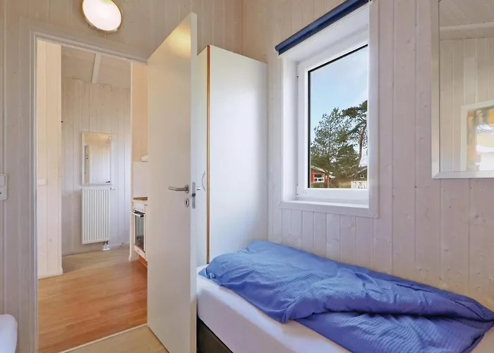 Freibeuterweg 1 - Dorf 6 *